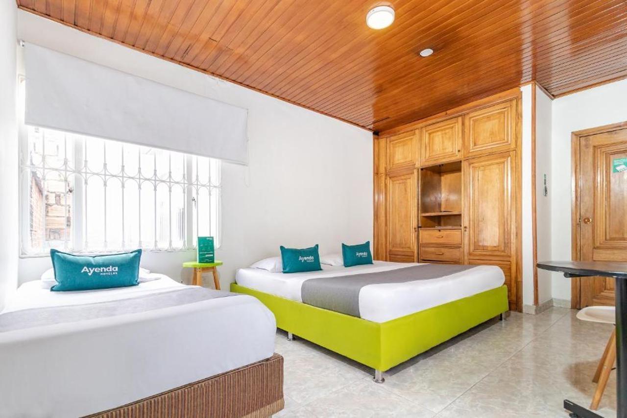 Hotel Quintas De Normandia Bogotá Kültér fotó